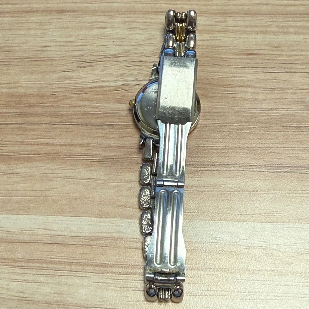 Kathie Lee Two Tone Watch Silver Gold Date Window 77/5051 Quartz Works!